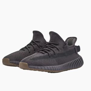 Yeezy / Yeezy Boost 350 v2 Cinder Size 13